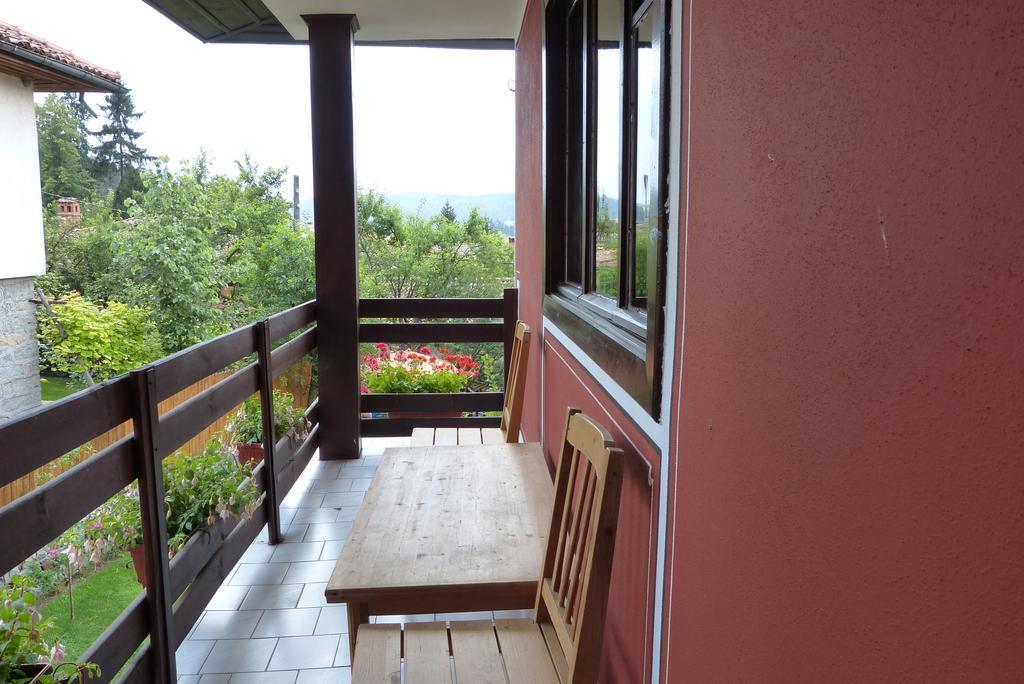 Guest House Lina Koprivshtitsa Esterno foto